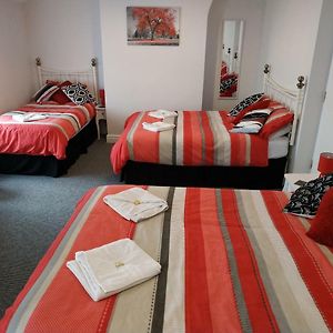 Deluxe Family Suite